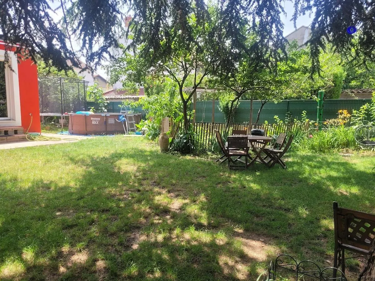 公寓 里昂Peaceful Haven With Garden And Pool公寓